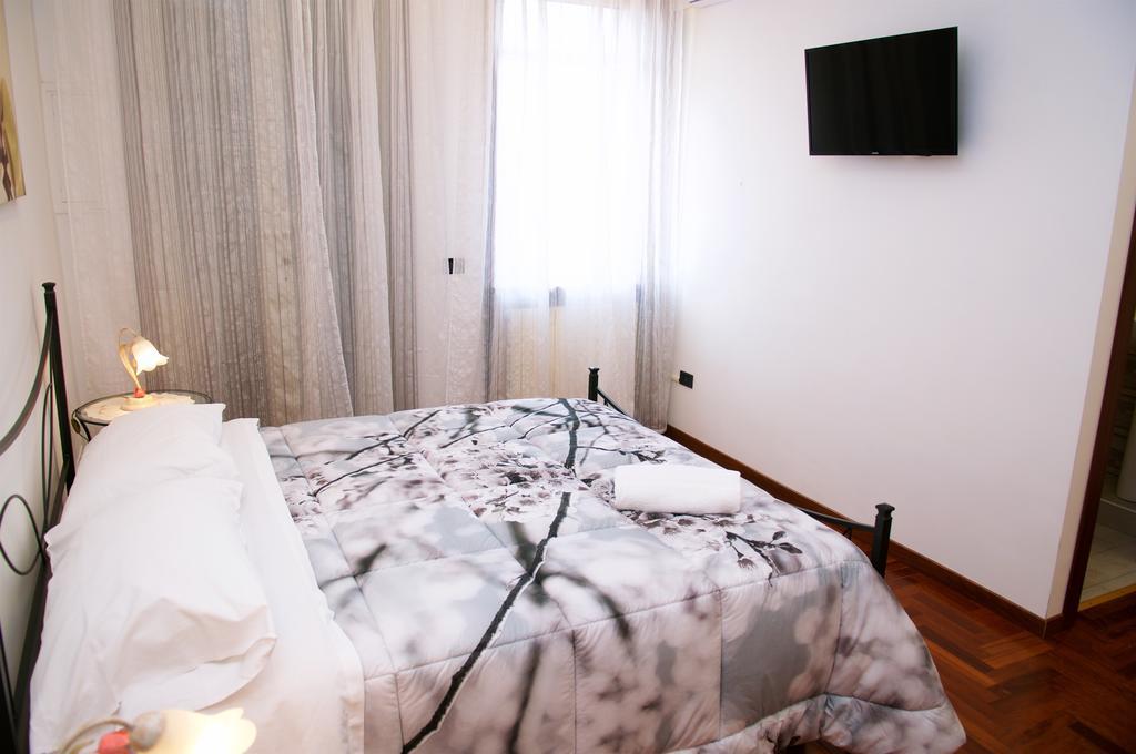 La Maison Royale Bb Fiumicino Eksteriør bilde