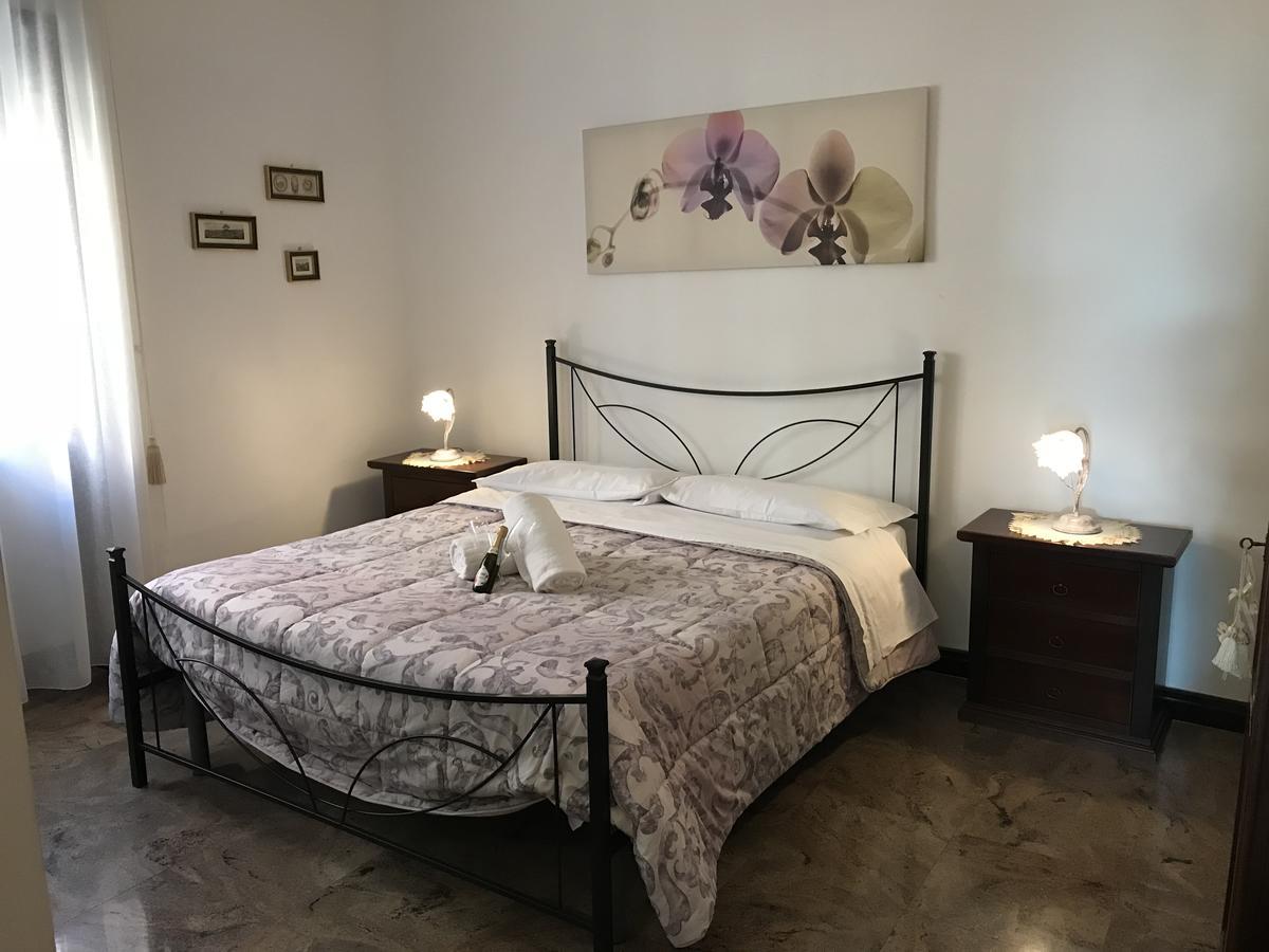 La Maison Royale Bb Fiumicino Eksteriør bilde